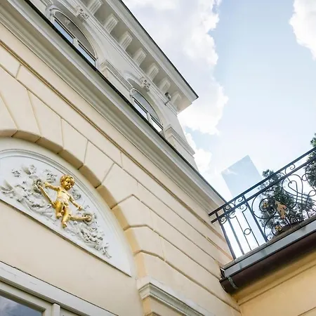 Royal Apartments Center Prague *